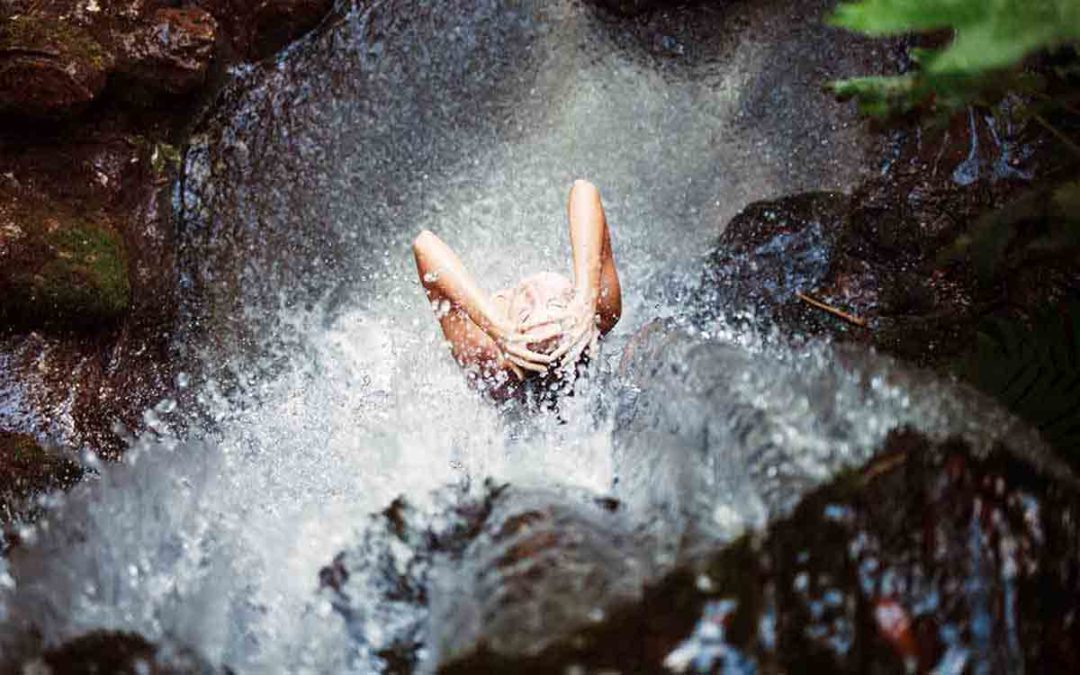 Comment se laver en camping sauvage