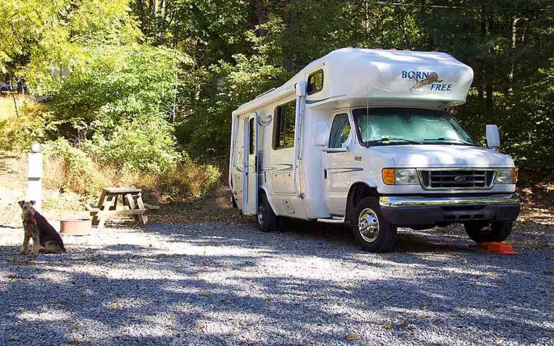Comment caler un camping car, les 6 étapes essentielles
