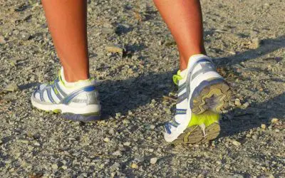 Marcher avec des chaussures de running? Ce n’est pas vraiment conseillé
