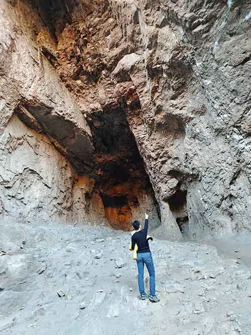 la haute grotte de Mueron